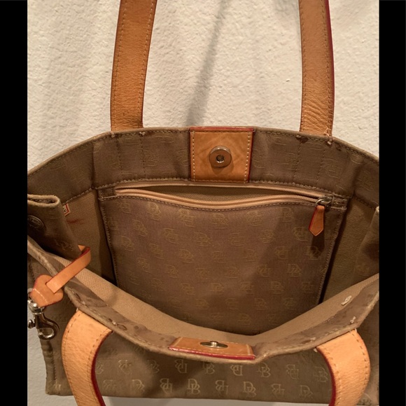 Vintage Dooney & Bourke Signature Handbag - Picture 3 of 7
